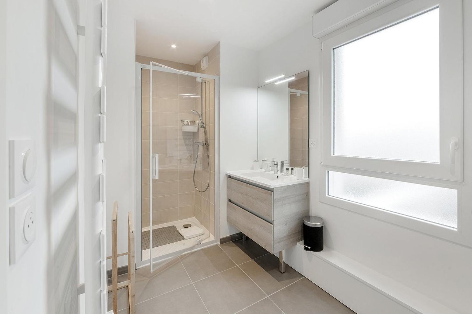 Apartment Canephora - 800m Mer, Terrasse, Parking, 400m Gare Saint-Malo