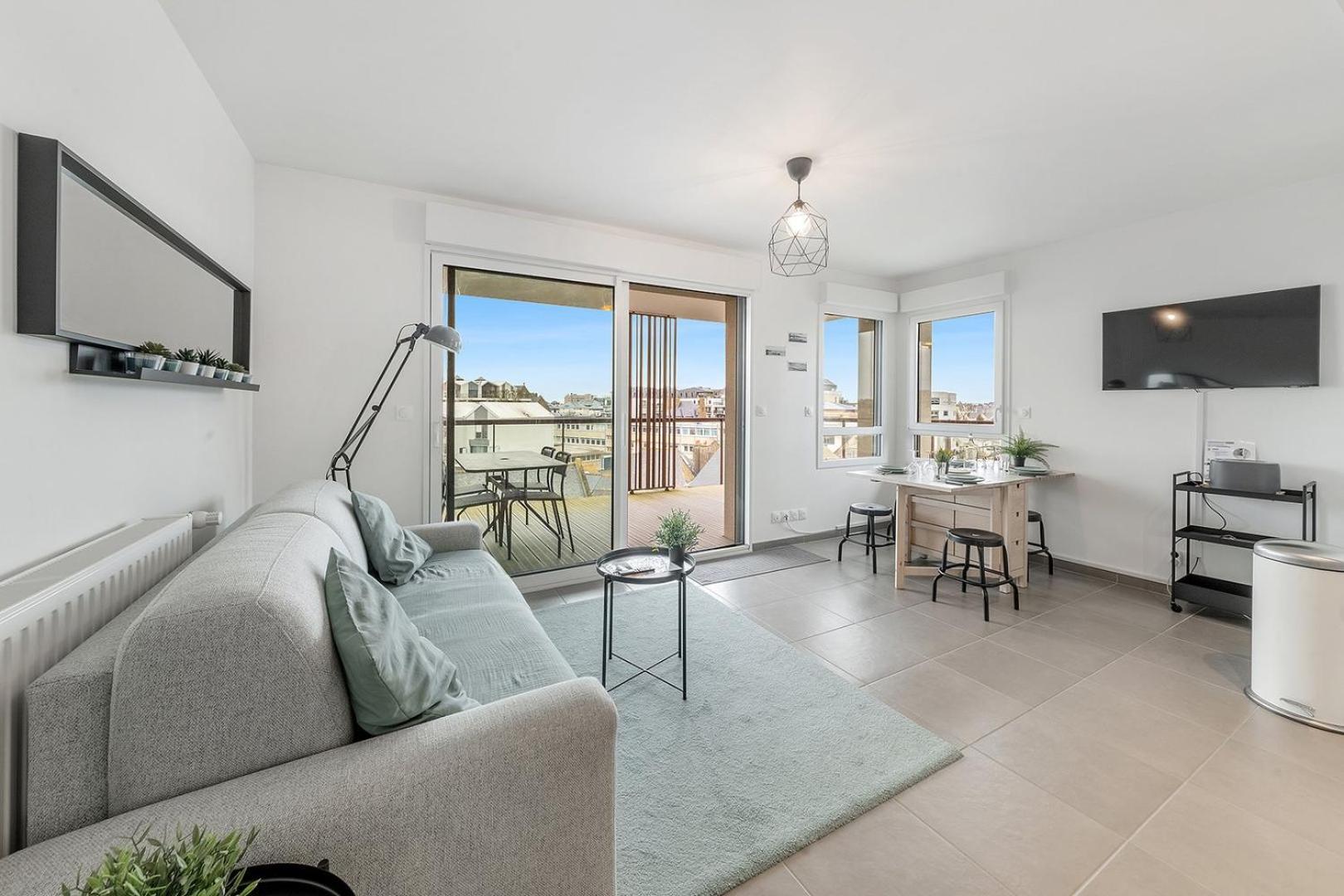 Canephora - 800m Mer, Terrasse, Parking, 400m Gare *