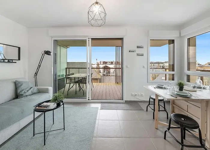 Canephora - 800M Mer, Terrasse, Parking, 400M Gare